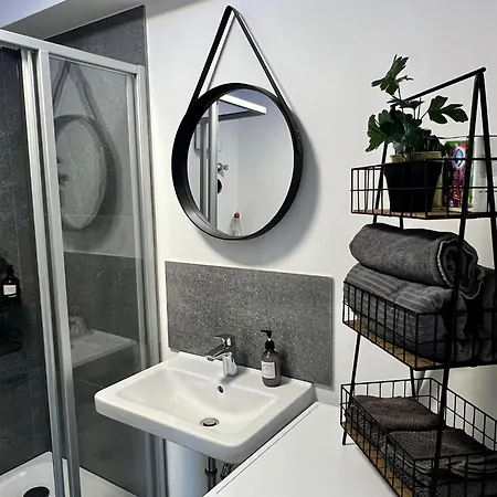 Stillvolles Mitten In Little Tokyo *