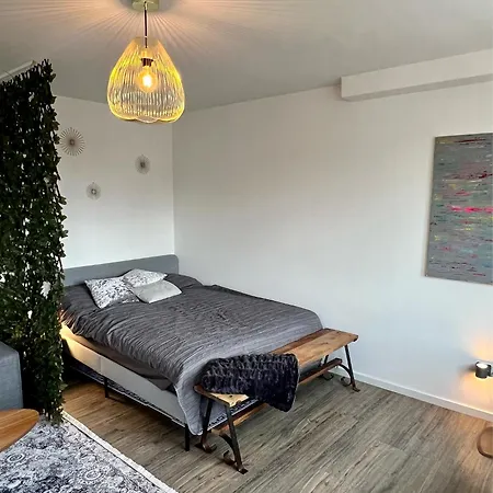 Stillvolles Mitten In Little Tokyo