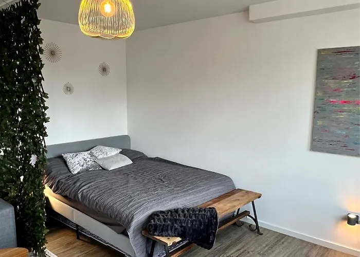 Stillvolles Mitten In Little Tokyo